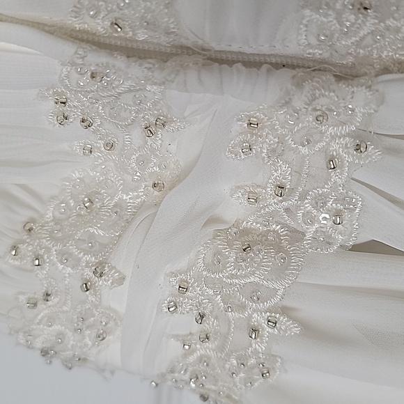 David's Bridal | Flower Girl Dress | Size 2T | Ivory | Embellished Beaded Bodice - Picture 5 of 5